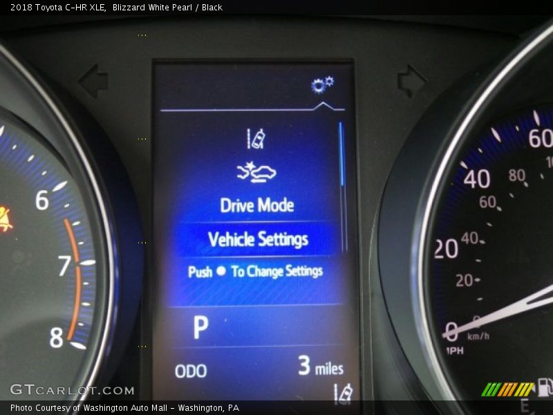 Blizzard White Pearl / Black 2018 Toyota C-HR XLE