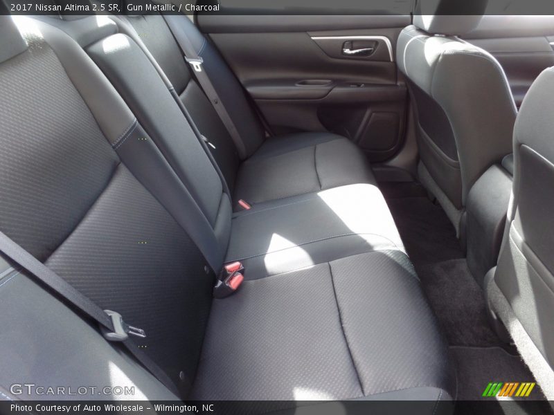 Gun Metallic / Charcoal 2017 Nissan Altima 2.5 SR