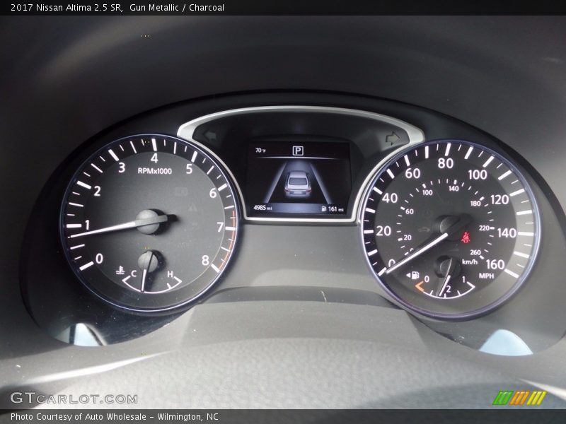 Gun Metallic / Charcoal 2017 Nissan Altima 2.5 SR