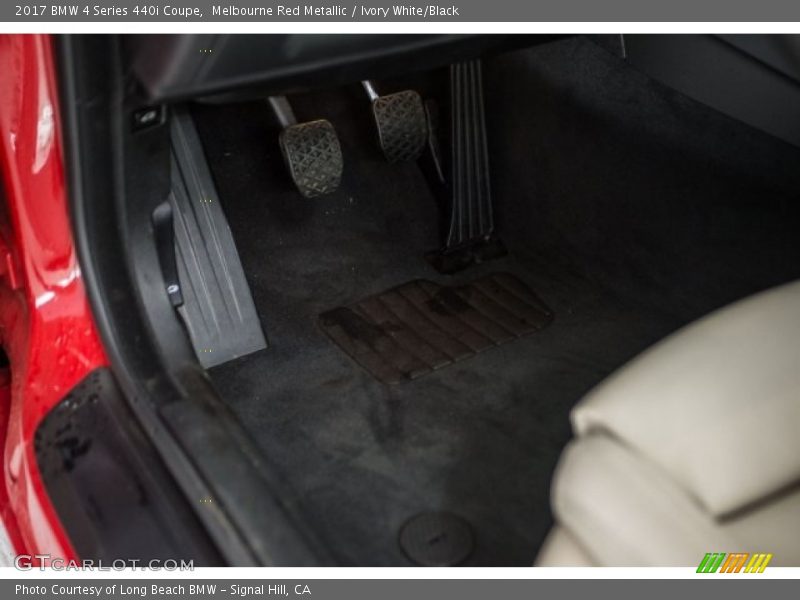 Melbourne Red Metallic / Ivory White/Black 2017 BMW 4 Series 440i Coupe