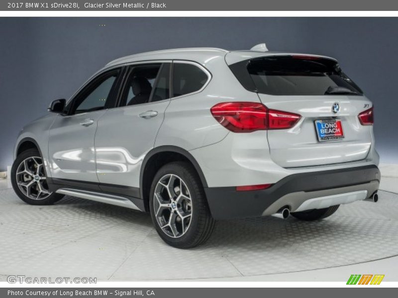 Glacier Silver Metallic / Black 2017 BMW X1 sDrive28i