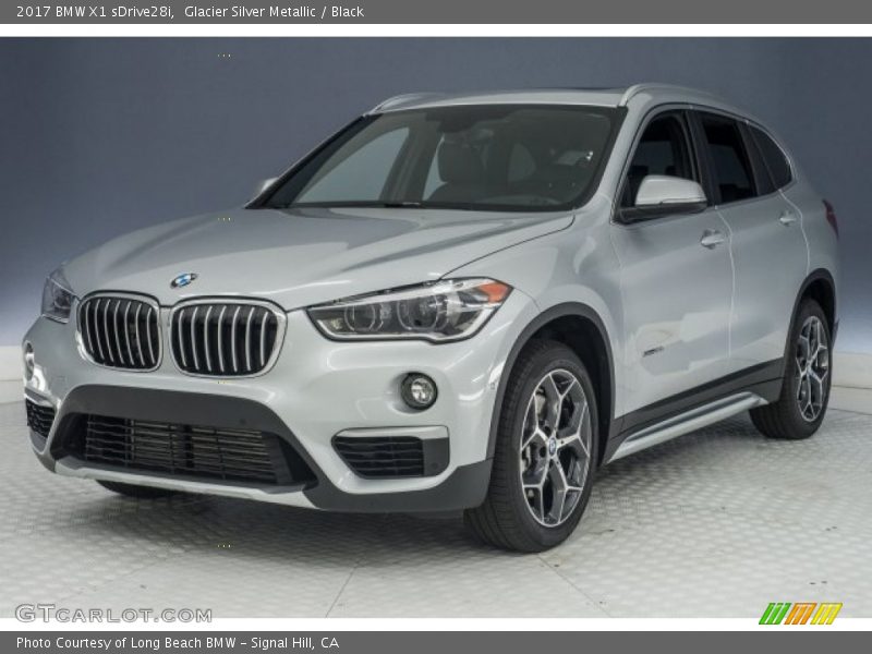 Glacier Silver Metallic / Black 2017 BMW X1 sDrive28i