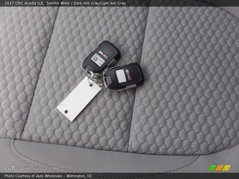 Keys of 2017 Acadia SLE