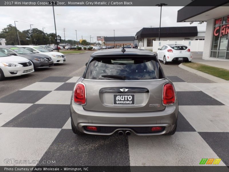 Moonwalk Grey Metallic / Carbon Black 2017 Mini Hardtop Cooper S 2 Door