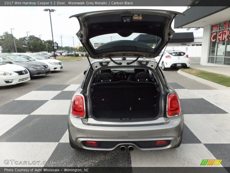 Moonwalk Grey Metallic / Carbon Black 2017 Mini Hardtop Cooper S 2 Door