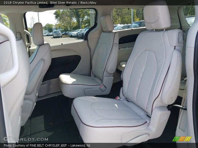 Billet Silver Metallic / Black/Alloy 2018 Chrysler Pacifica Limited