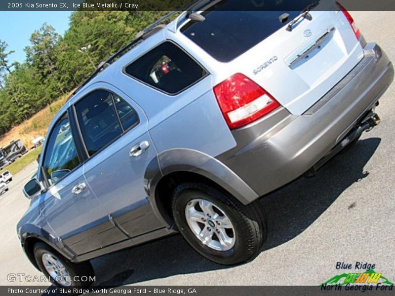 Ice Blue Metallic / Gray 2005 Kia Sorento EX