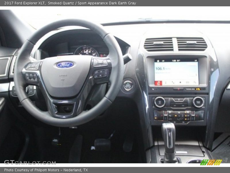 Smoked Quartz / Sport Appearance Dark Earth Gray 2017 Ford Explorer XLT