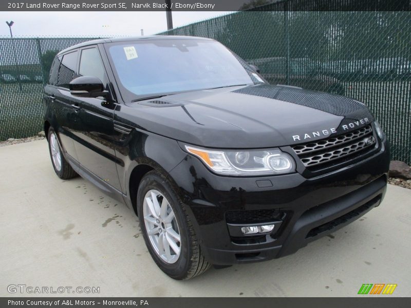 Narvik Black / Ebony/Ebony 2017 Land Rover Range Rover Sport SE