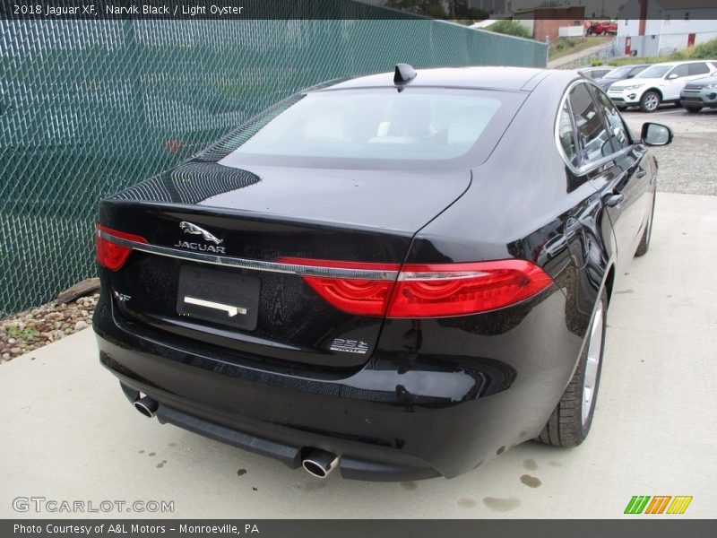 Narvik Black / Light Oyster 2018 Jaguar XF