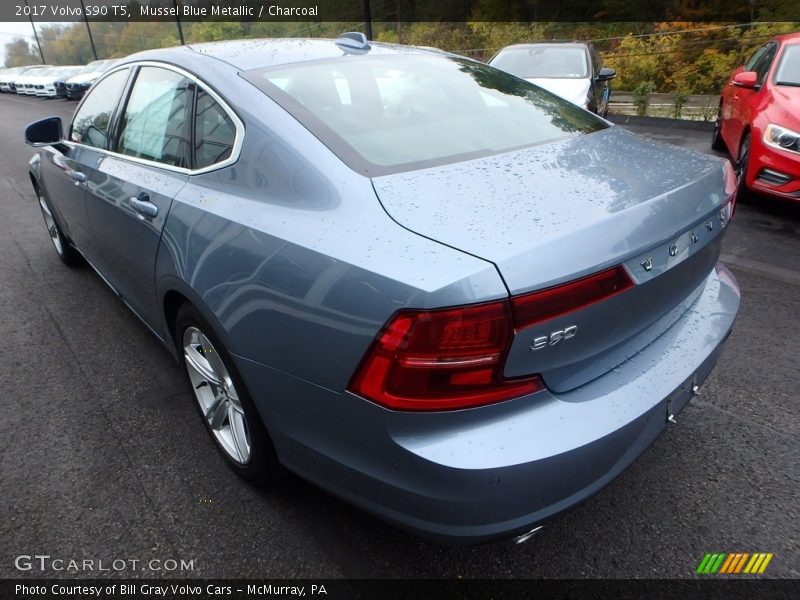 Mussel Blue Metallic / Charcoal 2017 Volvo S90 T5