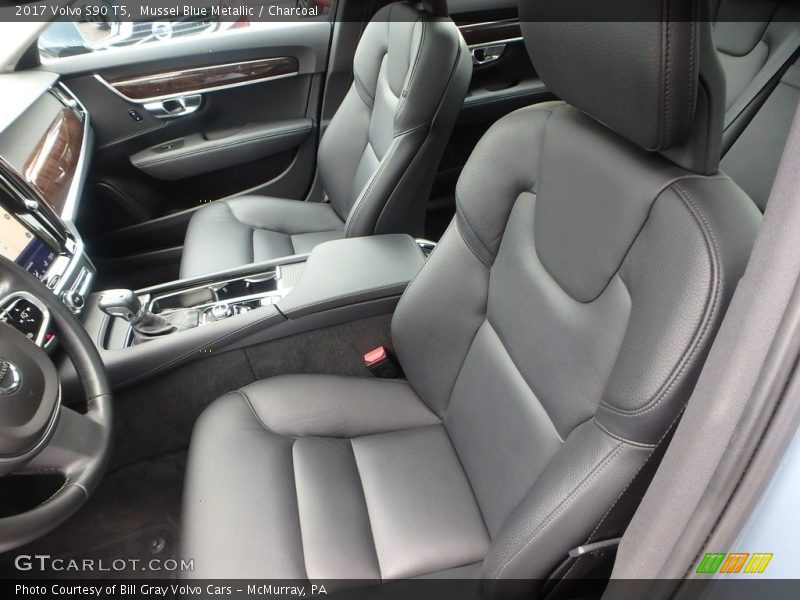 Front Seat of 2017 S90 T5