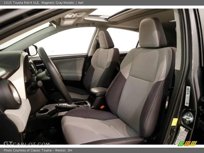 Magnetic Gray Metallic / Ash 2015 Toyota RAV4 XLE