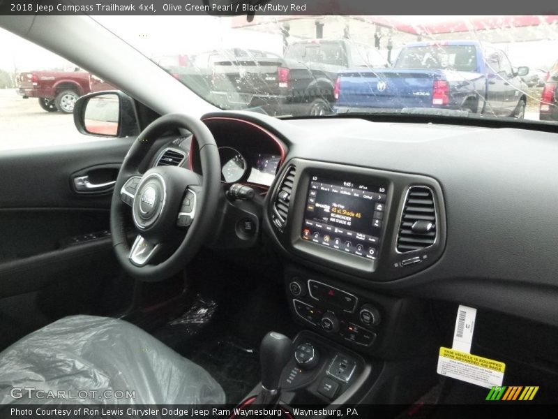 Olive Green Pearl / Black/Ruby Red 2018 Jeep Compass Trailhawk 4x4