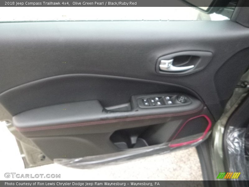 Olive Green Pearl / Black/Ruby Red 2018 Jeep Compass Trailhawk 4x4