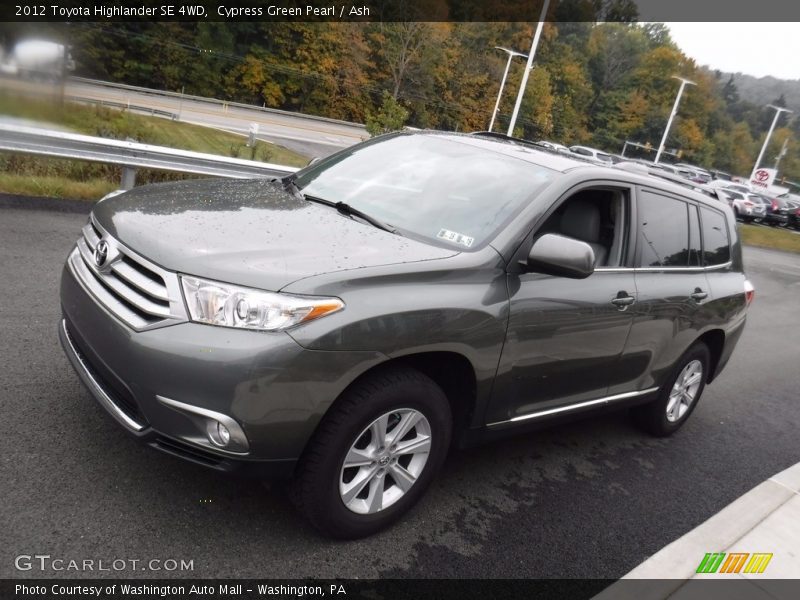 Cypress Green Pearl / Ash 2012 Toyota Highlander SE 4WD