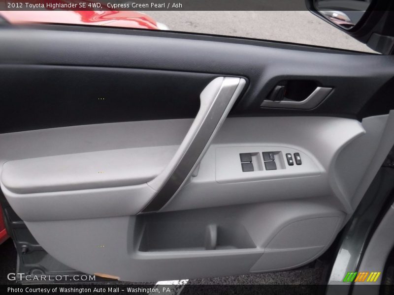 Cypress Green Pearl / Ash 2012 Toyota Highlander SE 4WD
