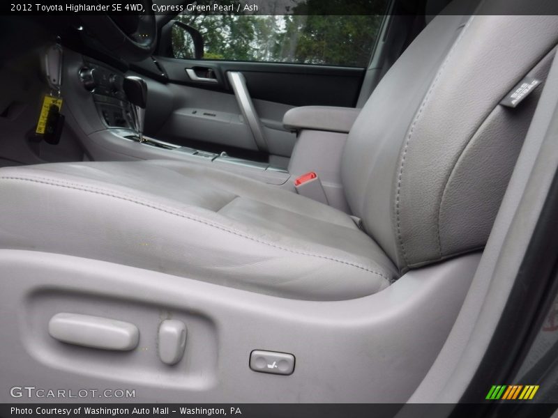 Cypress Green Pearl / Ash 2012 Toyota Highlander SE 4WD