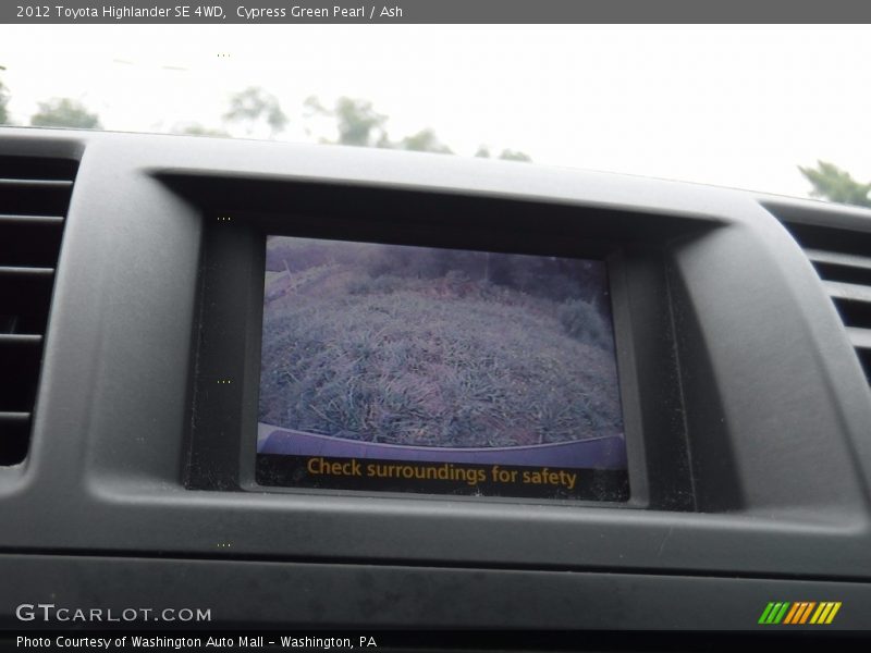 Cypress Green Pearl / Ash 2012 Toyota Highlander SE 4WD