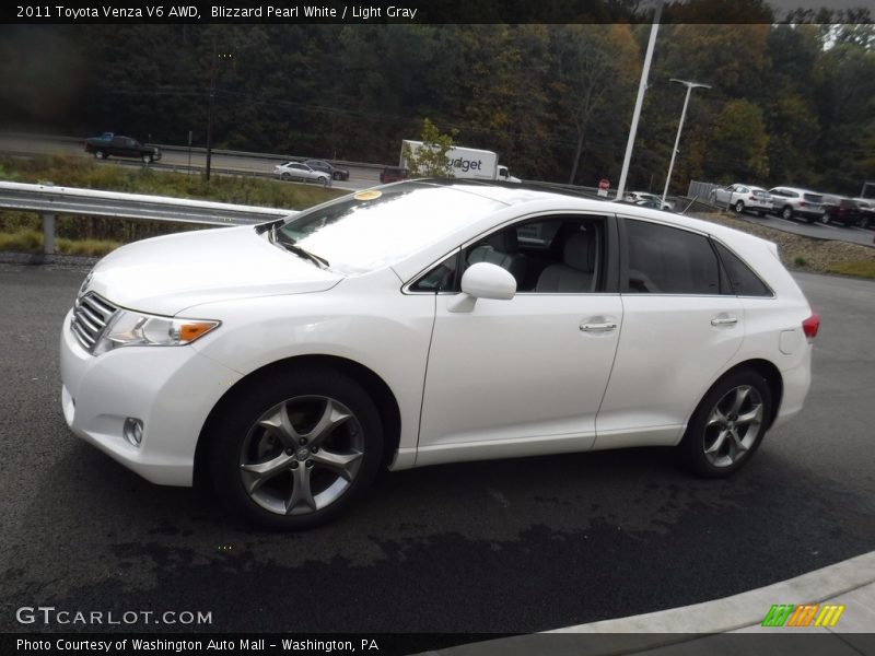 Blizzard Pearl White / Light Gray 2011 Toyota Venza V6 AWD