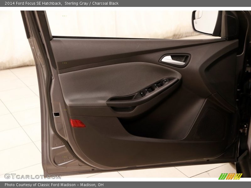 Sterling Gray / Charcoal Black 2014 Ford Focus SE Hatchback