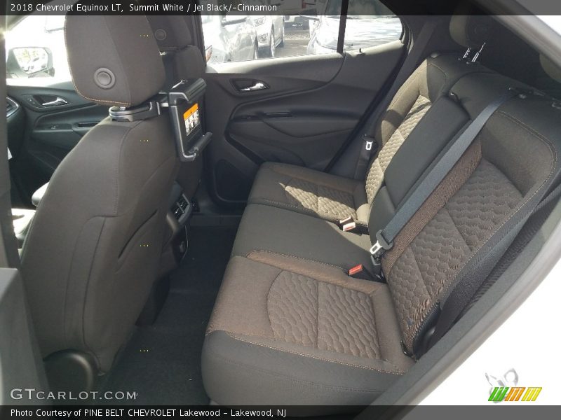 Summit White / Jet Black/­Cinnamon 2018 Chevrolet Equinox LT
