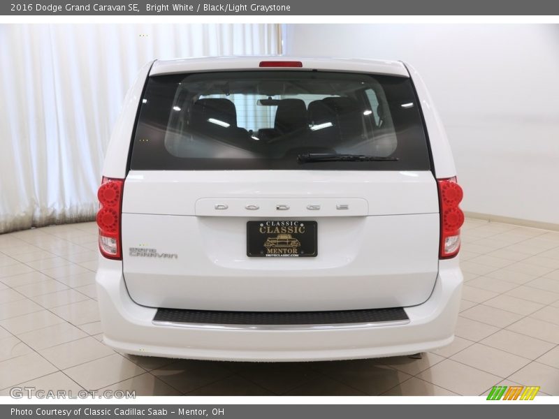 Bright White / Black/Light Graystone 2016 Dodge Grand Caravan SE