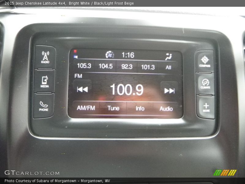 Bright White / Black/Light Frost Beige 2015 Jeep Cherokee Latitude 4x4