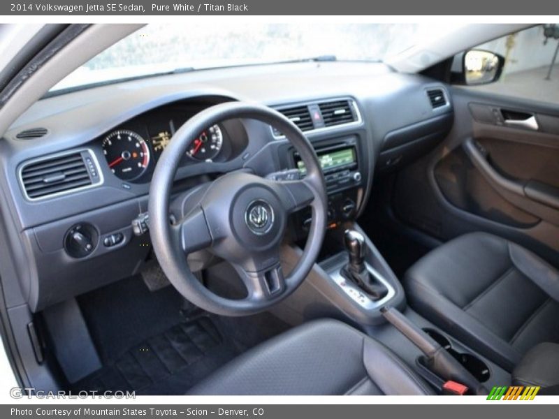Pure White / Titan Black 2014 Volkswagen Jetta SE Sedan