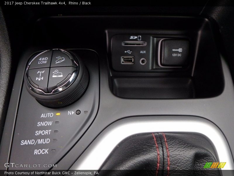 Rhino / Black 2017 Jeep Cherokee Trailhawk 4x4