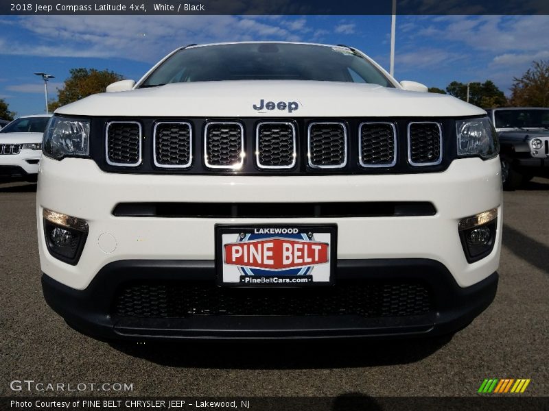 White / Black 2018 Jeep Compass Latitude 4x4