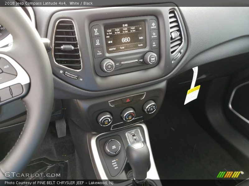 White / Black 2018 Jeep Compass Latitude 4x4