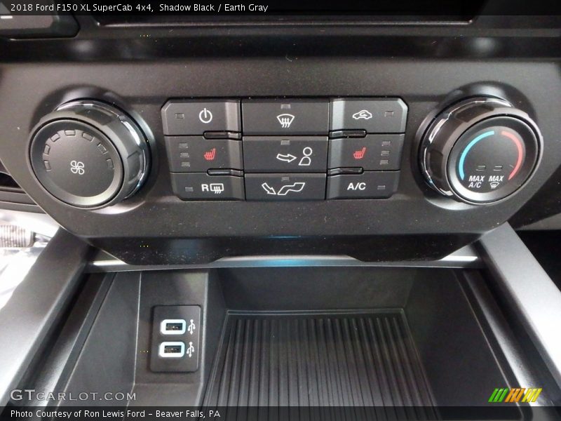 Shadow Black / Earth Gray 2018 Ford F150 XL SuperCab 4x4