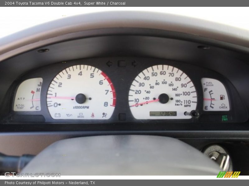 Super White / Charcoal 2004 Toyota Tacoma V6 Double Cab 4x4