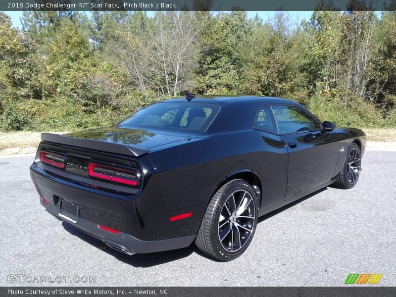 Pitch Black / Black 2018 Dodge Challenger R/T Scat Pack