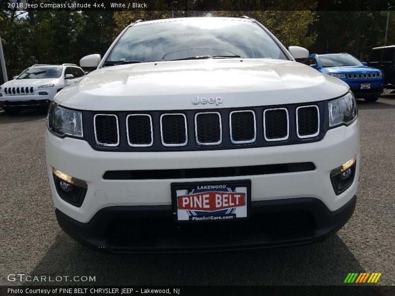 White / Black 2018 Jeep Compass Latitude 4x4