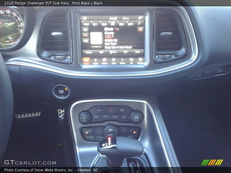 Pitch Black / Black 2018 Dodge Challenger R/T Scat Pack