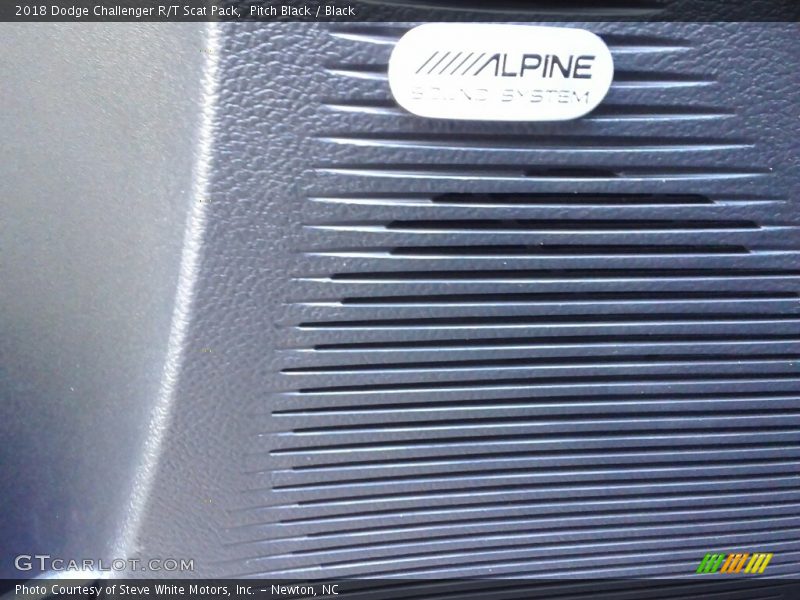 Pitch Black / Black 2018 Dodge Challenger R/T Scat Pack