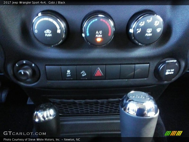 Gobi / Black 2017 Jeep Wrangler Sport 4x4