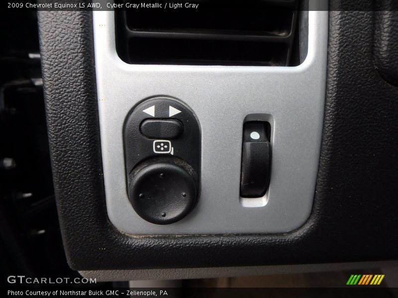 Cyber Gray Metallic / Light Gray 2009 Chevrolet Equinox LS AWD