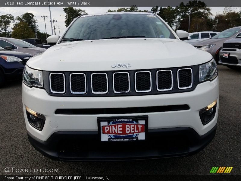 White / Black 2018 Jeep Compass Latitude 4x4