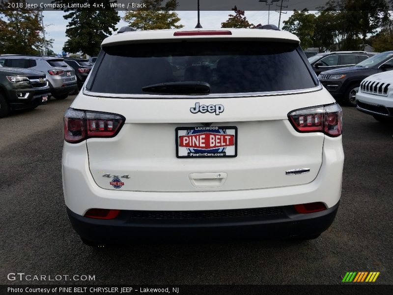 White / Black 2018 Jeep Compass Latitude 4x4