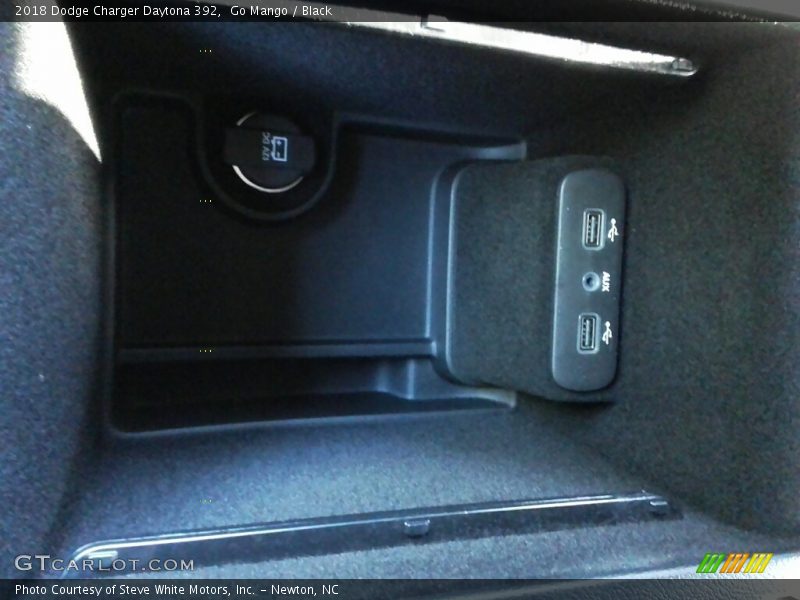 Go Mango / Black 2018 Dodge Charger Daytona 392