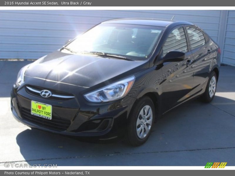 Ultra Black / Gray 2016 Hyundai Accent SE Sedan