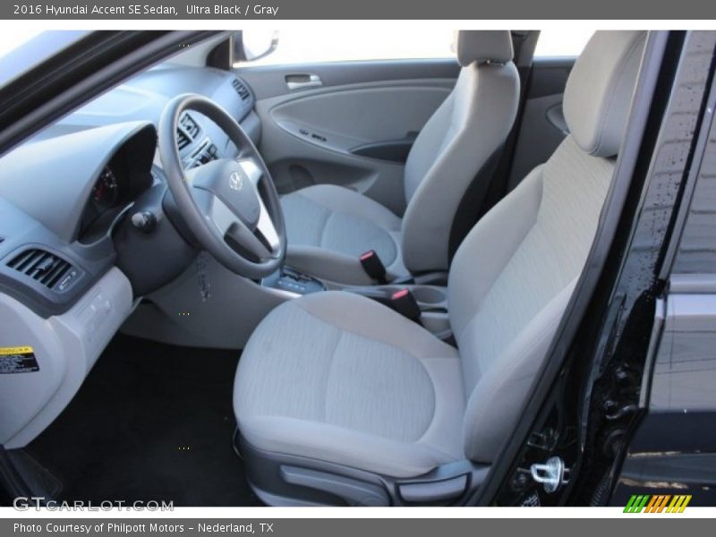 Ultra Black / Gray 2016 Hyundai Accent SE Sedan