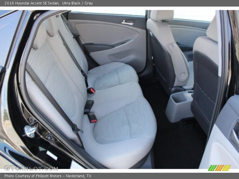 Ultra Black / Gray 2016 Hyundai Accent SE Sedan