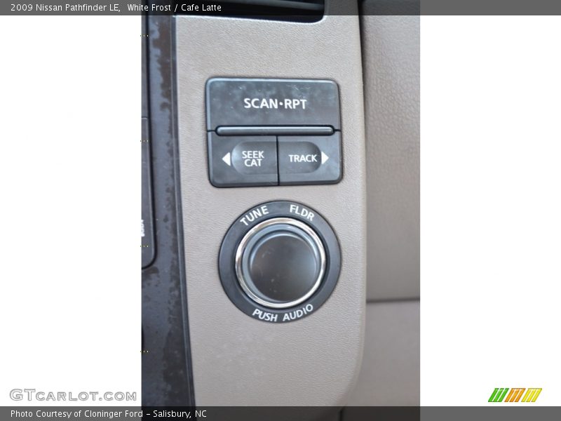 White Frost / Cafe Latte 2009 Nissan Pathfinder LE