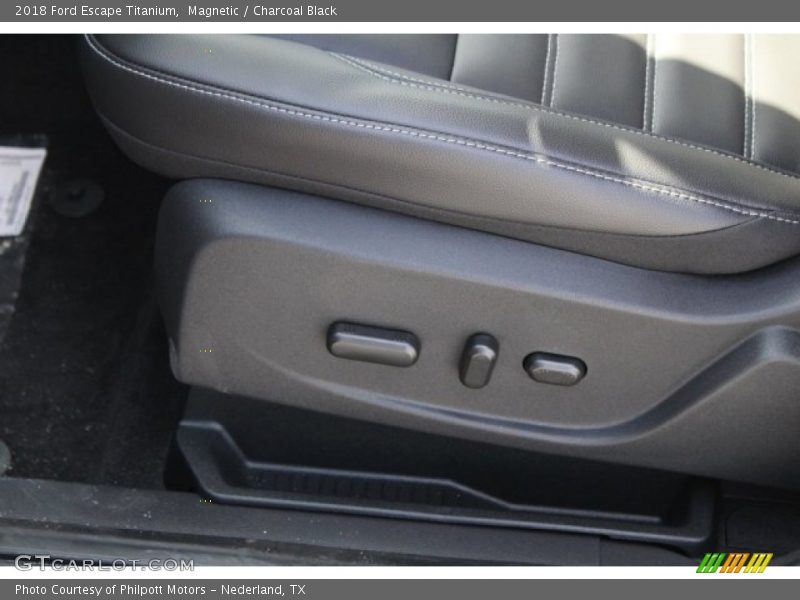 Magnetic / Charcoal Black 2018 Ford Escape Titanium