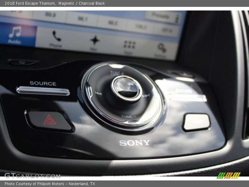 Magnetic / Charcoal Black 2018 Ford Escape Titanium