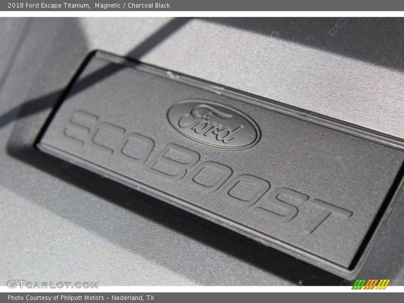 Magnetic / Charcoal Black 2018 Ford Escape Titanium